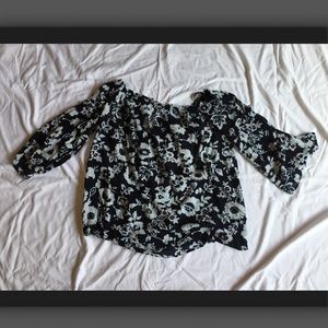NWT Nice Ann Taylor Loft on/off shoulder top